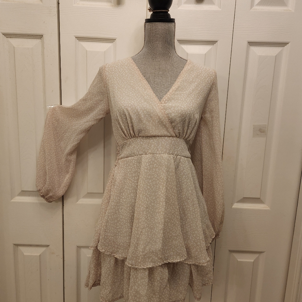 Japna Elegant Cream Print Long Sleeve Dress